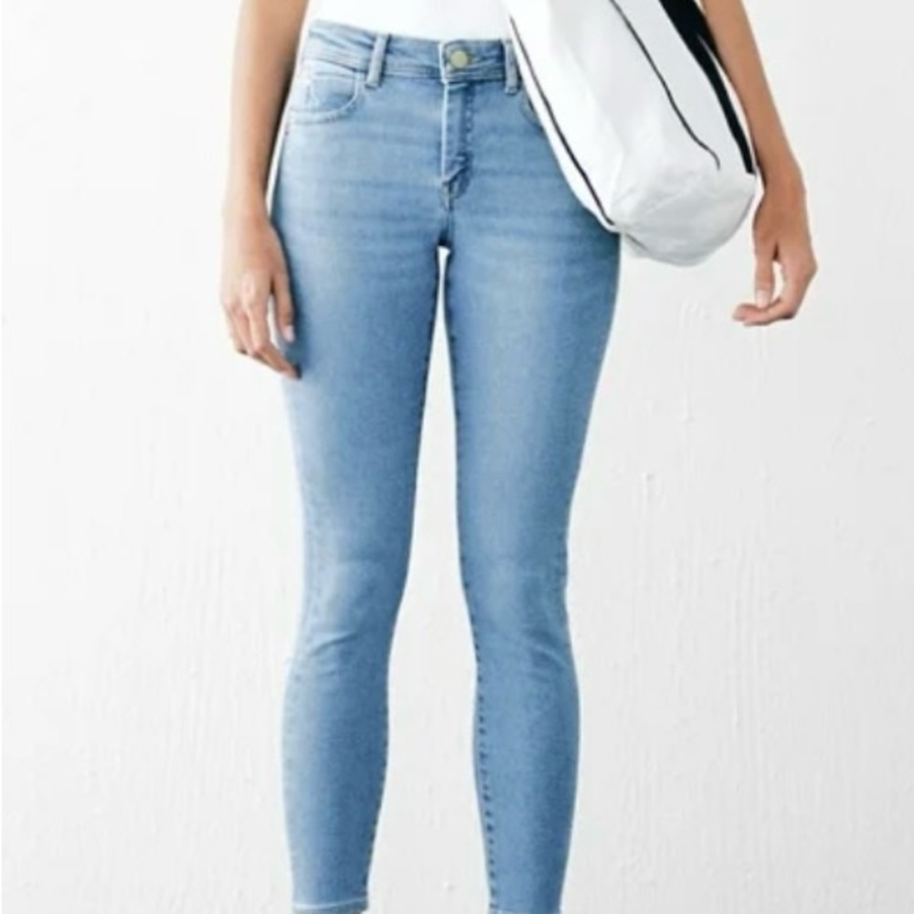 Zara Women's Ankle Jeans